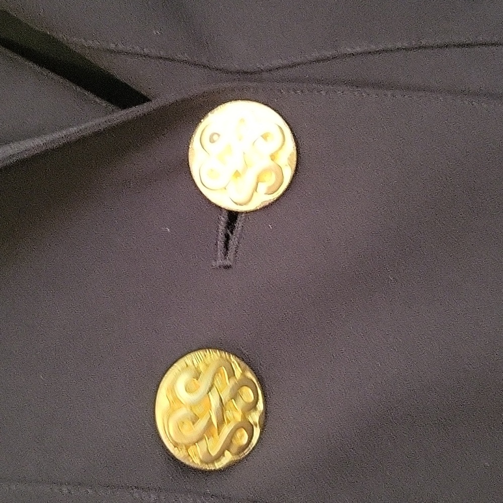 Blazer - Picture 5 of 6